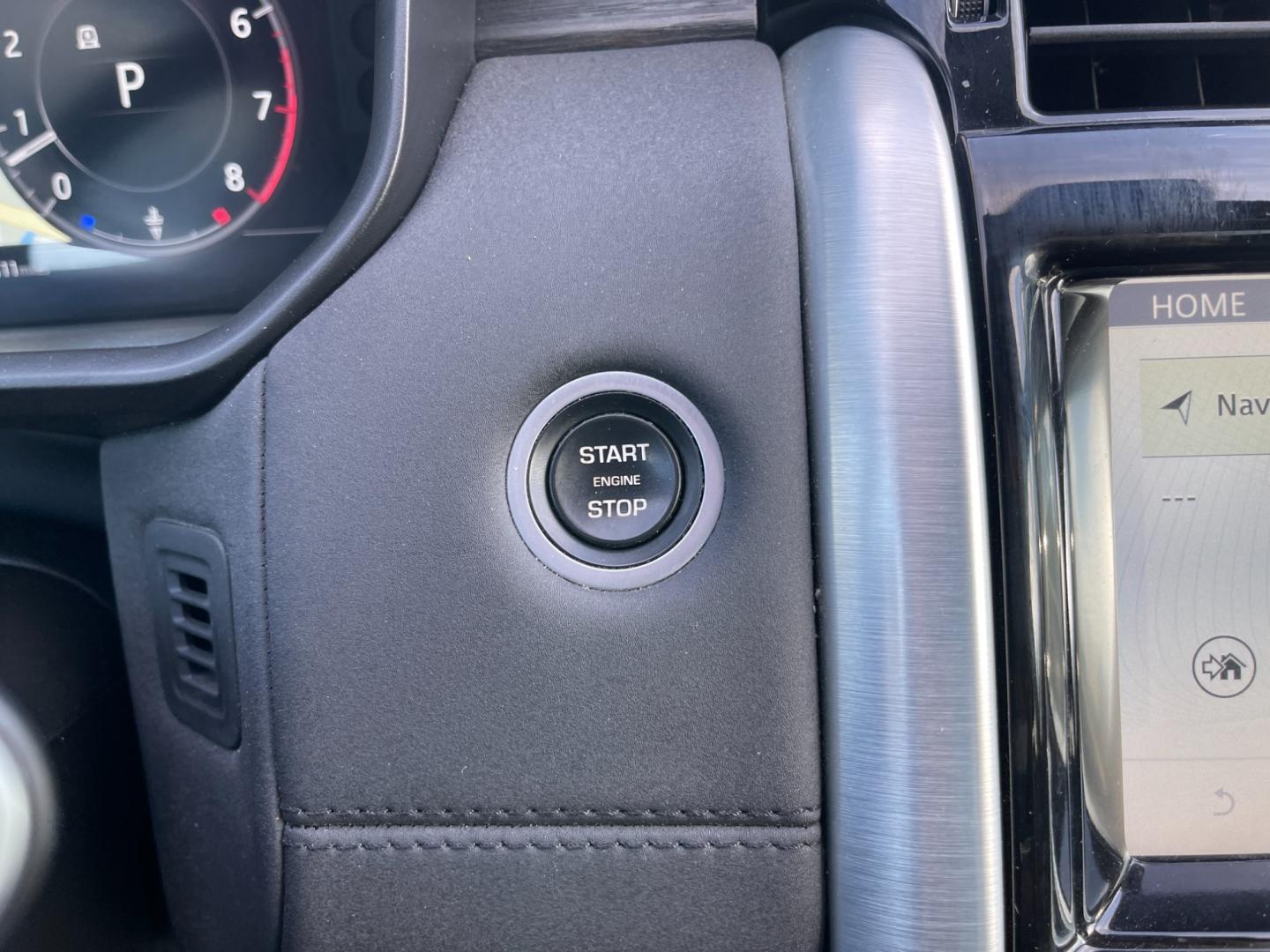 2018 Blue /Black Land Rover Discovery HSE (SALRR2RV5JA) with an 3.0L V6 DOHC 24V Supercharged engine, 8A transmission, located at 11115 Chardon Rd. , Chardon, OH, 44024, (440) 214-9705, 41.580246, -81.241943 - This 2018 Land Rover Discovery HSE is a luxurious and capable SUV that offers a blend of comfort, technology, and off-road prowess. With its 3.0L supercharged V6 engine, it produces 340 horsepower and is paired with an 8-speed automatic transmission. The interior features premium leather upholstery, - Photo#31